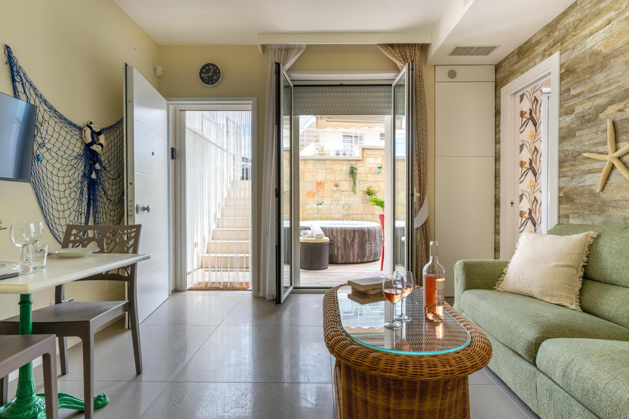 Cozy Marine Apt With Jacuzzi - 250Mt From Sea Polignano a Mare Exteriör bild
