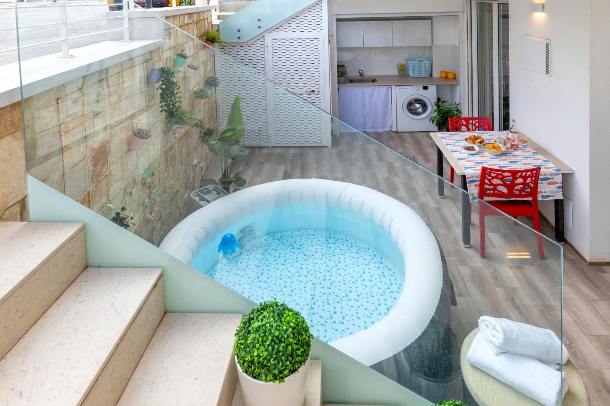 Cozy Marine Apt With Jacuzzi - 250Mt From Sea Polignano a Mare Exteriör bild